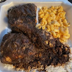 4 Seasons Jerk Center - Jerk chicken