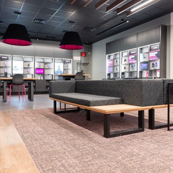 T-Mobile Experience Store - Mobile Phones Near Me - Westminster, Colorado
