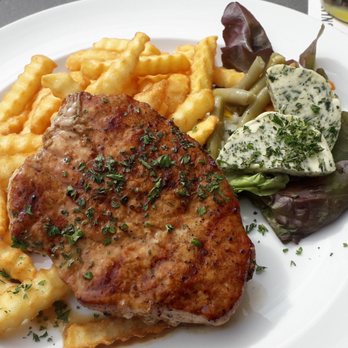 Restaurant Boulevard - Steak (butterzart) mit Kräuterbutter und Pommes... - Steakhouses Near Me - Friedrichroda, TH