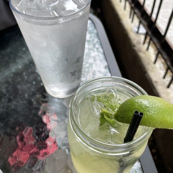Cafecito - Mojito - Cuban Near Me - Chicago, Illinois
