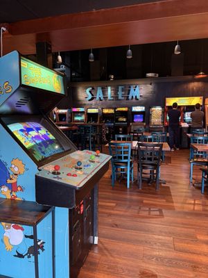 Bit Bar Salem by null