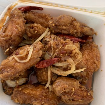 3 Star Restaurant - yummy garlic sauce chicken wings - Filipino Near Me - Vallejo, California