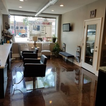 Tommiz Hair Place - 2448 N. Laramie - Hair Salons Near Me - Chicago, Illinois Tommiz Hair Place - 2448 N. Laramie - Hair Salons Near Me - Chicago, Illinois
