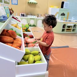 Tiny Tiger - At the market