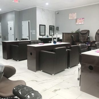 Top Nails & Spa lake mary - Inside of salon - Nail Salons Near Me - Lake Mary, Florida Top Nails & Spa lake mary - Inside of salon - Nail Salons Near Me - Lake Mary, Florida