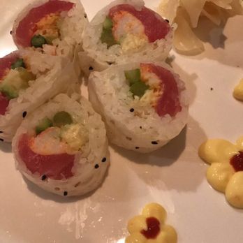 Bistro Chen - Geisha roll - Sushi Bars Near Me - Arlington Heights, Illinois Bistro Chen - Geisha roll - Sushi Bars Near Me - Arlington Heights, Illinois