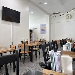 Pho U - Interior of the restaurant. very clean