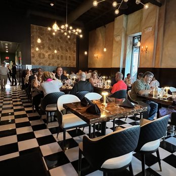 Dua Vino - Great ambiance and an open bar on the third floor serves food too - Italian Near Me - South Lyon, Michigan Dua Vino - Great ambiance and an open bar on the third floor serves food too - Italian Near Me - South Lyon, Michigan