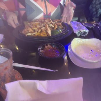 Cozumel Bar & Grill - Chicken fajitas . White cheese sauce - Mexican Near Me - Fairhope, Alabama Cozumel Bar & Grill - Chicken fajitas . White cheese sauce - Mexican Near Me - Fairhope, Alabama