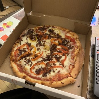 Cumberland Pizza - Pepperoni bacon hot peppers - Pizza Near Me - Ottawa, Ontario