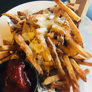Wingman Birdz + Brewz - Bars Near Me - Walla Walla, Washington