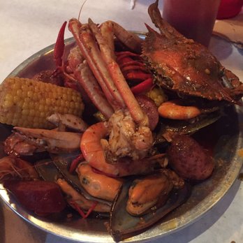 Shaking Crawfish - Seafood combo bucket - Seafood Near Me - Doraville, Georgia Shaking Crawfish - Seafood combo bucket - Seafood Near Me - Doraville, Georgia