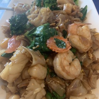 Thai Time Restaurant - Thai time seafood pad see u $14.50 - Thai Near Me - San Francisco, California