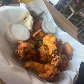 The Break - Buffalo  Hot Wings - Sports Bars Near Me - Pismo Beach, California
