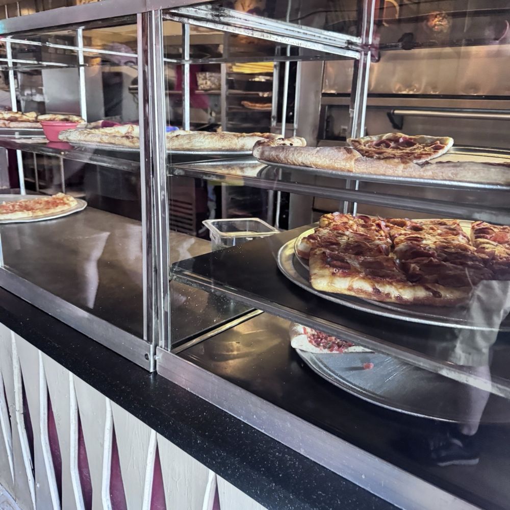 Home Slice Pizza - Pizzas - Pizza Near Me - Austin, Texas Home Slice Pizza - Pizzas - Pizza Near Me - Austin, Texas