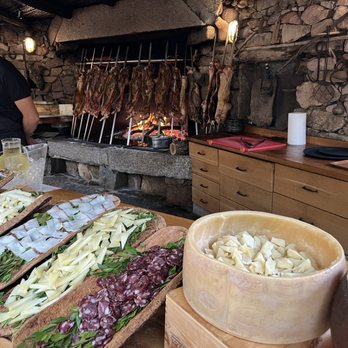 Lu Stazzu - The charcuterie buffet!! - Sardinian Near Me - Porto Rotondo, OT