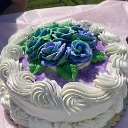 Egypt Star Bakery - BEAUTIFUL BORDER & VIBRANT COLORS... VANILLA CAKE WITH BUTTERCREAM!!