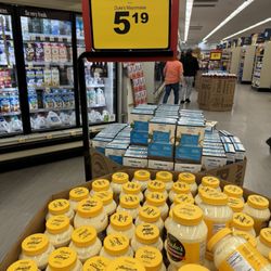 Food Lion - Ouch!