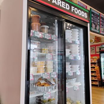 Roberto's Corner - Prepared foods - Delis Near Me - Ottawa, Ontario Roberto's Corner - Prepared foods - Delis Near Me - Ottawa, Ontario