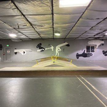 Curbside Skatepark - Skate Parks Near Me - Sheridan, Colorado