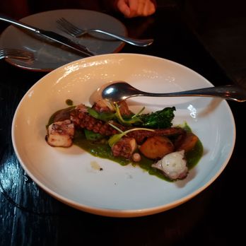 Amaru - pulpo a la plancha - Latin American Near Me - Chicago, Illinois