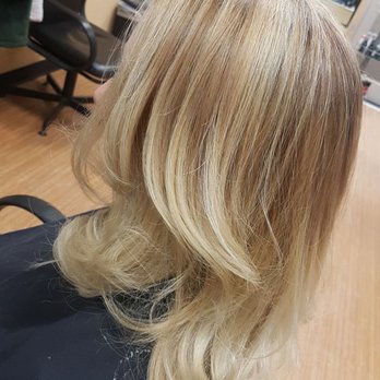 SmartStyle - Hair Salons Near Me - OTTAWA, Ontario