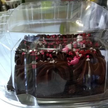 Dolce Vita Bakery Cafe - Valentine's Brownies - Cafes Near Me - Gainesville, Florida