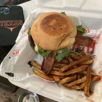 Benjies Munch - Munch burger bacon cheese onion etc - Food Trucks Near Me - San Antonio, Texas