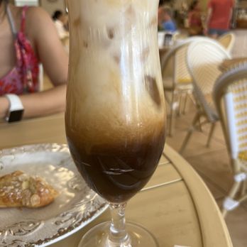 Cafe Soleil - Bakeries Near Me - St. Pete Beach, Florida