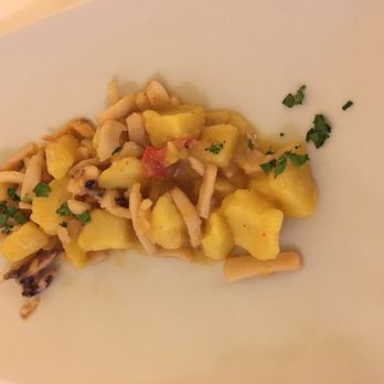 Villa Elvira - Italian Near Me - Pozzuoli, NA