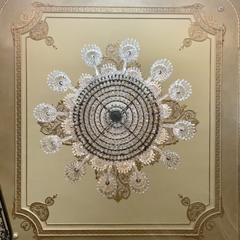 Nemours Estate - Chandelier of the grand staircase - Landmarks & Historical Buildings Near Me - Wilmington, Delaware Nemours Estate - Chandelier of the grand staircase - Landmarks & Historical Buildings Near Me - Wilmington, Delaware