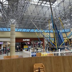 Orange Park Mall - Bungy closed