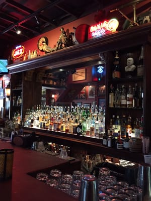 Winston's Pub & Patio by null