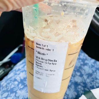 Starbucks - Coffee & Tea Near Me - Virginia Beach, Virginia