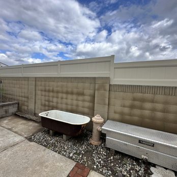 1. B&C Custom Fencing