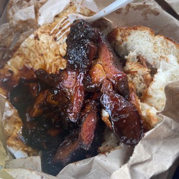 Rickette’s - Inedible turkey tips - Barbeque Near Me - Chicago, Illinois