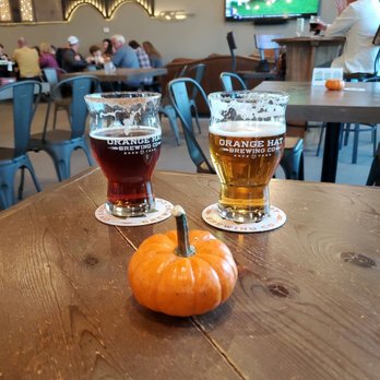 Orange Hat Brewing - Tangled Vines Spiced Pumpkin Lager and Western Swing West Coast IPA - Breweries Near Me - Knoxville, Tennessee