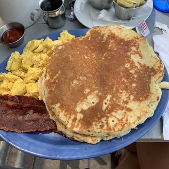 Cafe 222 - Breakfast & Brunch Near Me - San Diego, California