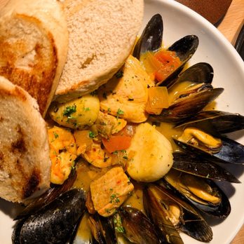 La Chev 208 - Bouillabaisse - French Near Me - Summerville, South Carolina La Chev 208 - Bouillabaisse - French Near Me - Summerville, South Carolina