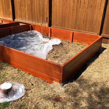 Small Task - Painted Backyard Tomato Garden With Redwood Waterproof Stain - Handyman Near Me Small Task - Painted Backyard Tomato Garden With Redwood Waterproof Stain - Handyman Near Me
