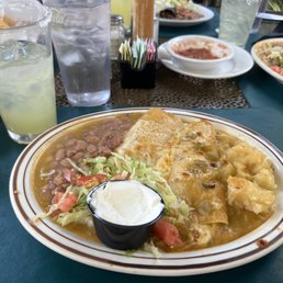Green Chile Chicken Enchiladas Green Chile Chicken Enchiladas