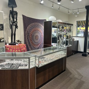 Molly Morgan - Jewelry Near Me - Seaside, Oregon Molly Morgan - Jewelry Near Me - Seaside, Oregon