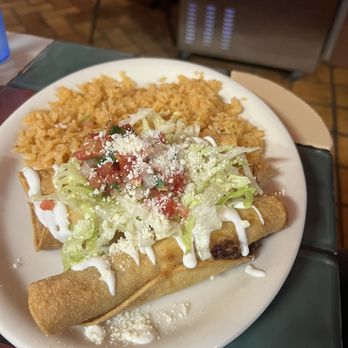 Sal's Tacos - Flautas - Tacos Near Me - West Sacramento, California Sal's Tacos - Flautas - Tacos Near Me - West Sacramento, California