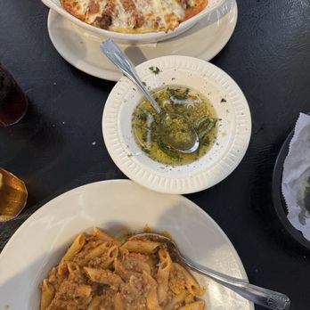 Giovanni's Italian Kitchen - CANELLONI PASTA, Ziti Bolognese - Italian Near Me - Fort Worth, Texas