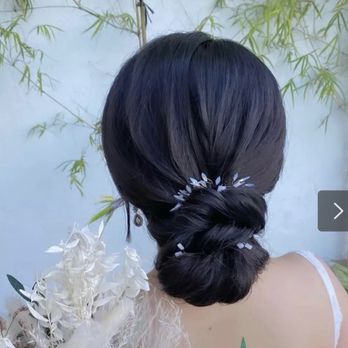 Khloe Beauty Studio - Hairstyle 2 inspo photo 1 - Makeup Artists Near Me