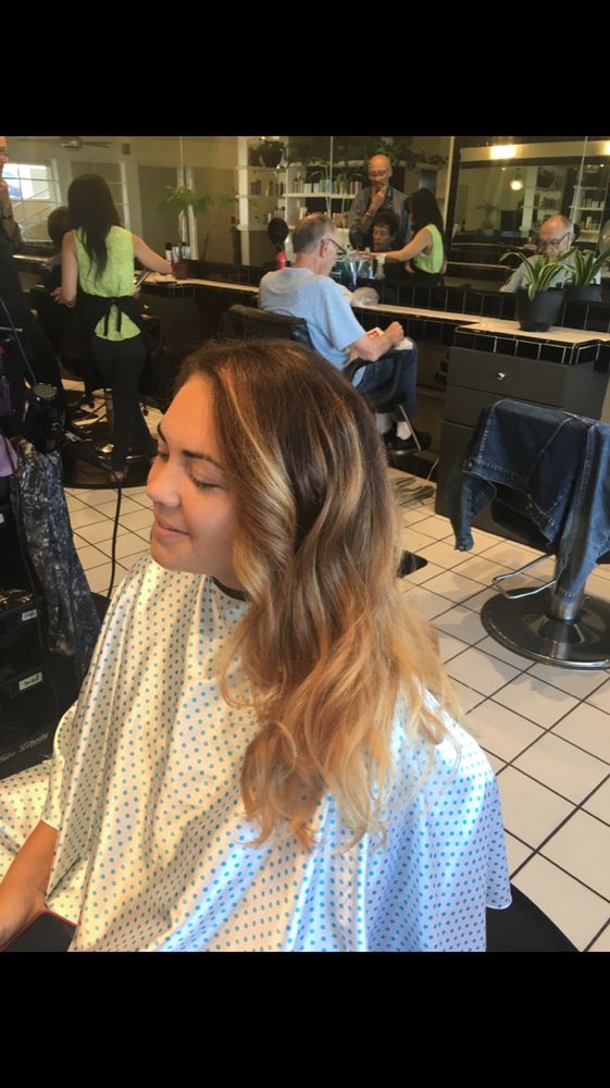 Hair by Sonny at Salon Rovi Logo