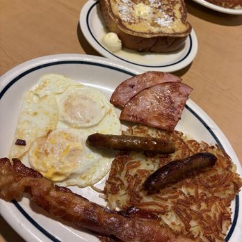 IHOP - Breakfast & Brunch Near Me - PORTLAND, Oregon