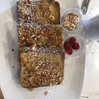 Broken Yolk Cafe - American Near Me - Glendora, California