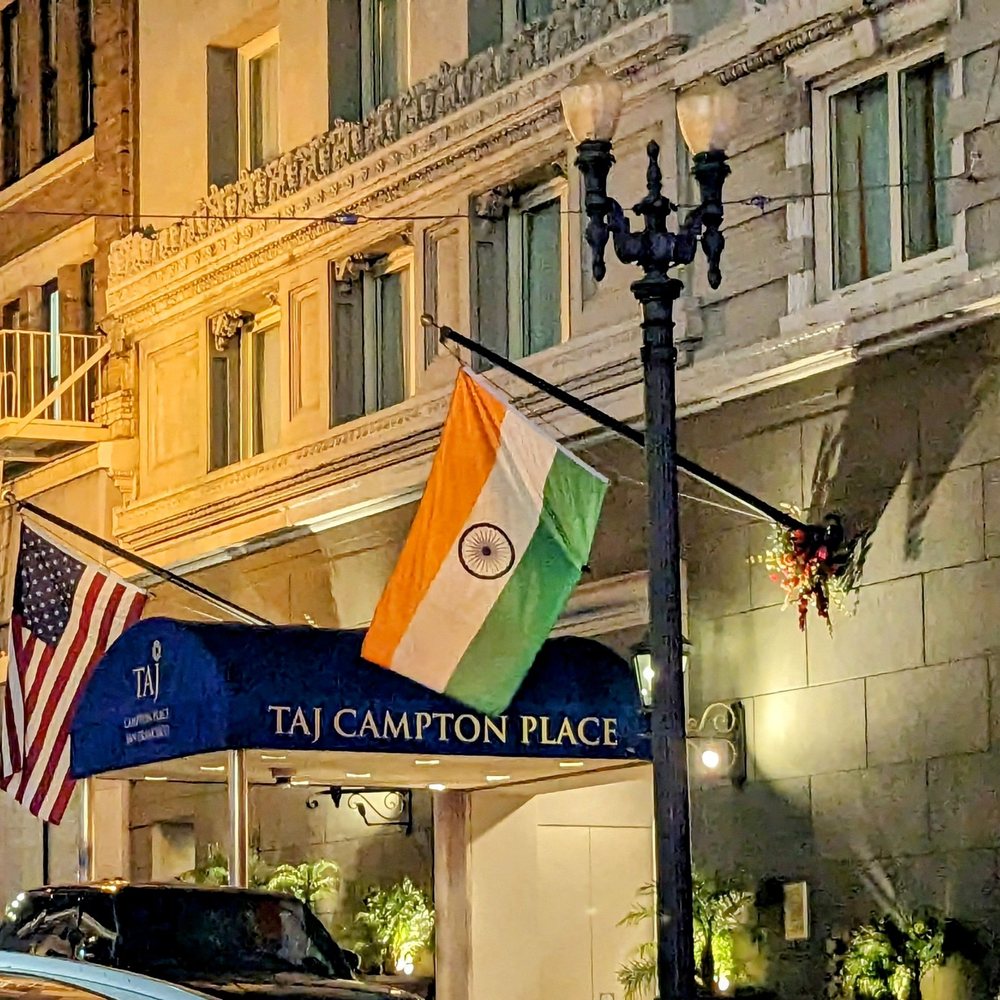 Campton Bar and Bistro - Entrance - New American Near Me - San Francisco, California