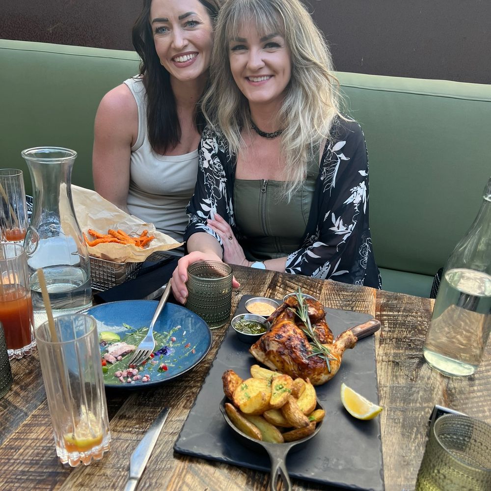 Le Chick - Cocktail Bars Near Me - Miami, Florida